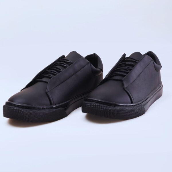 Black Basic - Image 2