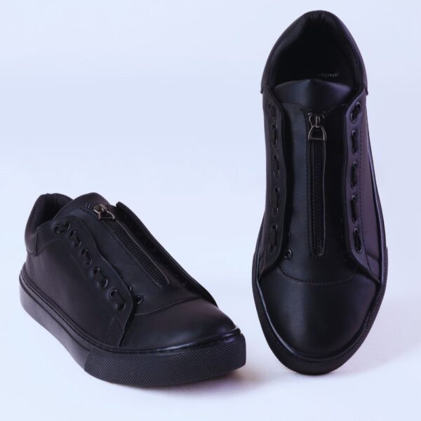 Black Sneakers