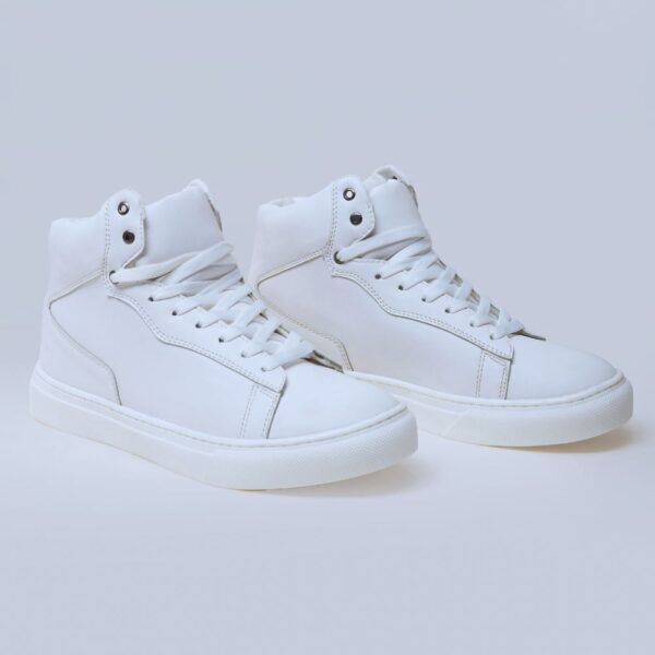 White High-Nick